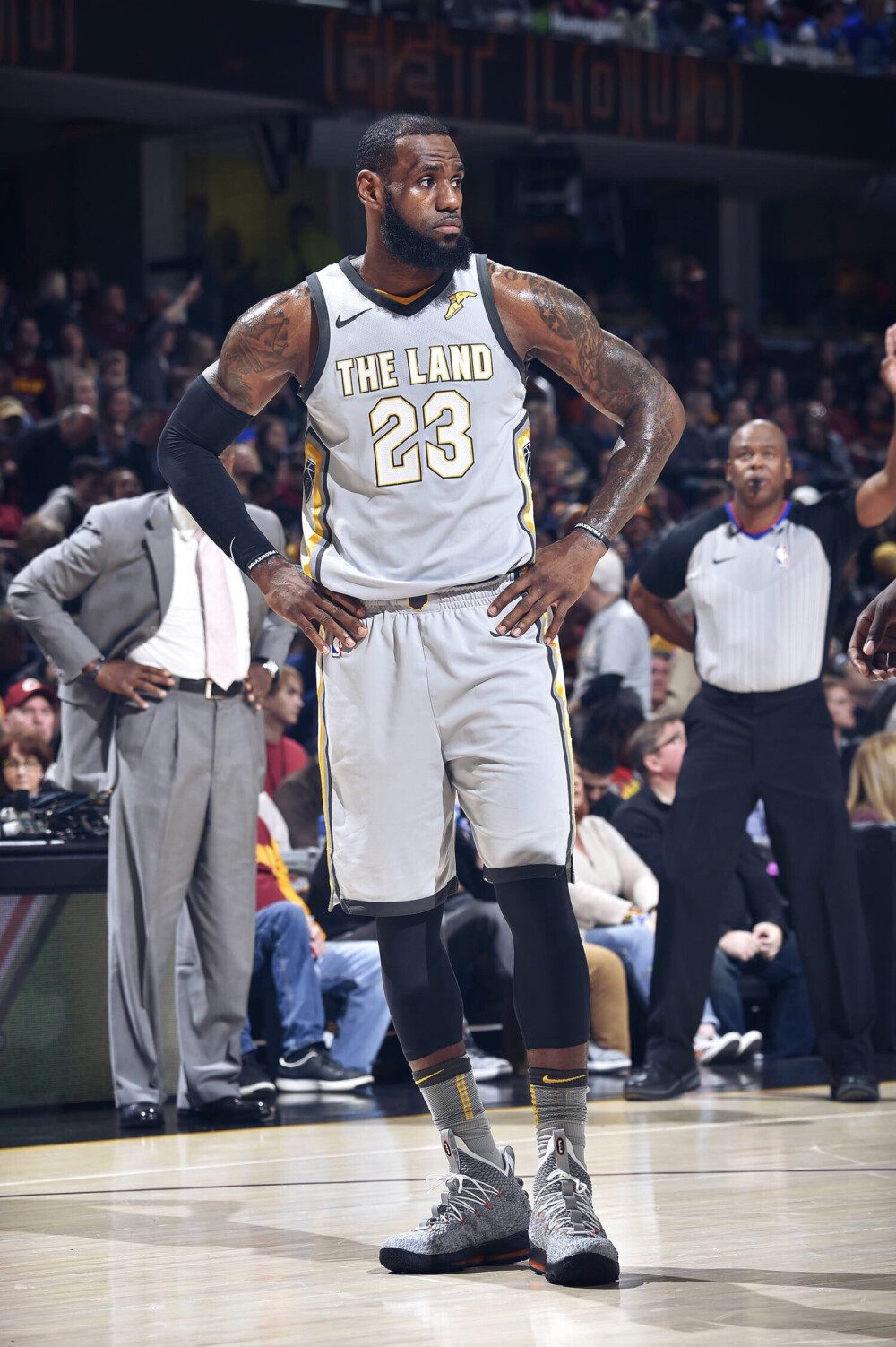 是无球时的 是无球时的